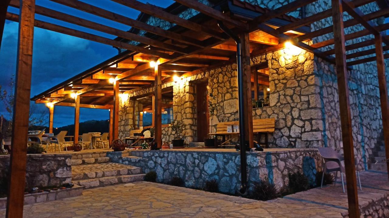 Village House - Novak Rijecani Rijeka Crnojevića Exteriér fotografie