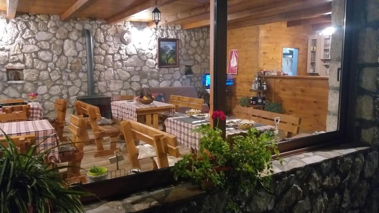 Village House - Novak Rijecani Rijeka Crnojevića Exteriér fotografie